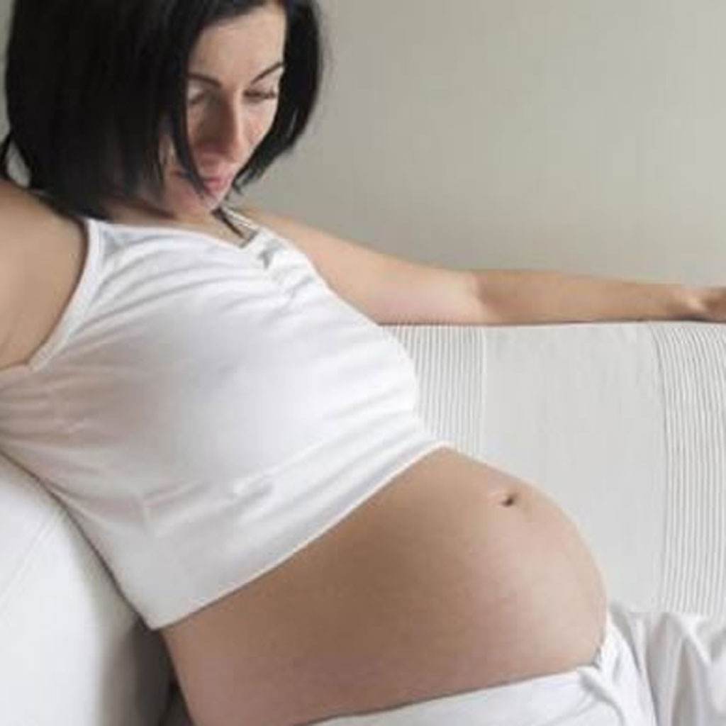 <b>Cum se aseaza bebelusul in burtica inainte de nastere?</b>