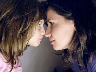 <b>Cat de importante sunt discutiile despre sex cu copilul?</b>