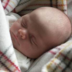 nou nascut bebelus (www.healthcareadvices.com)