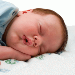 bebelus haios care doarme (www.crazythemes.com)