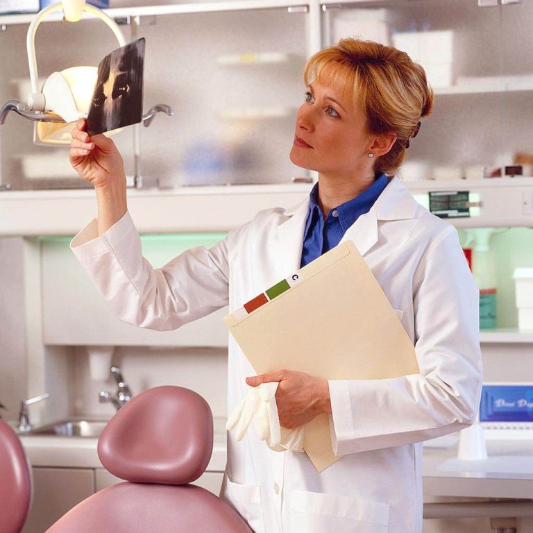 Sunt periculoase radiografiile dentare in sarcina?