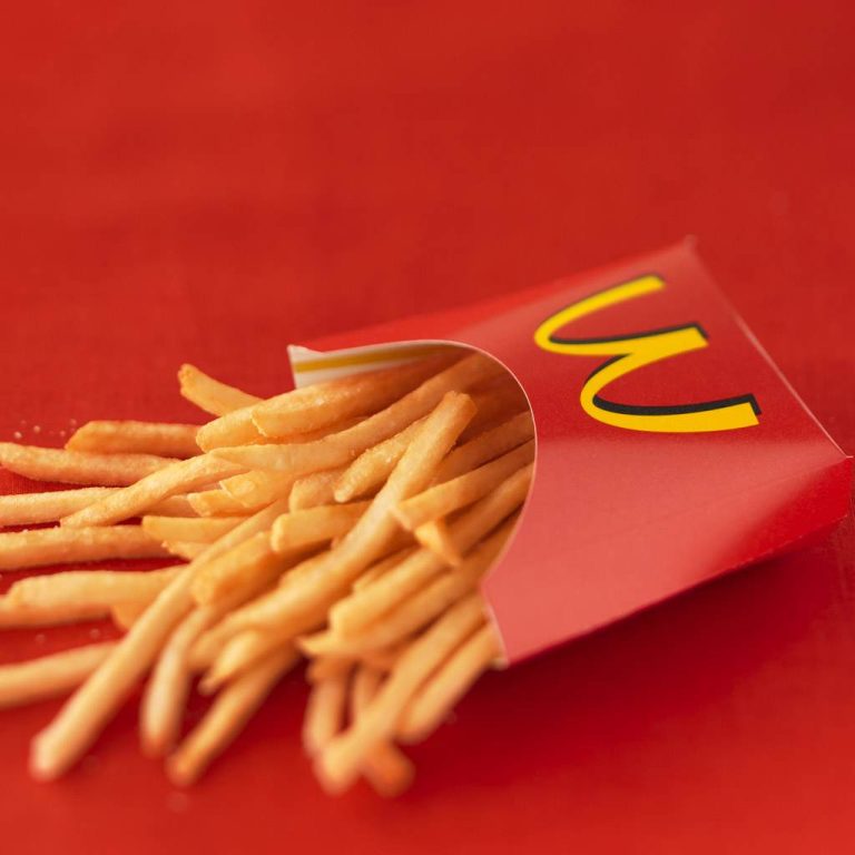 Cum sa-l faci sa renunte la meniul McDonald’s?