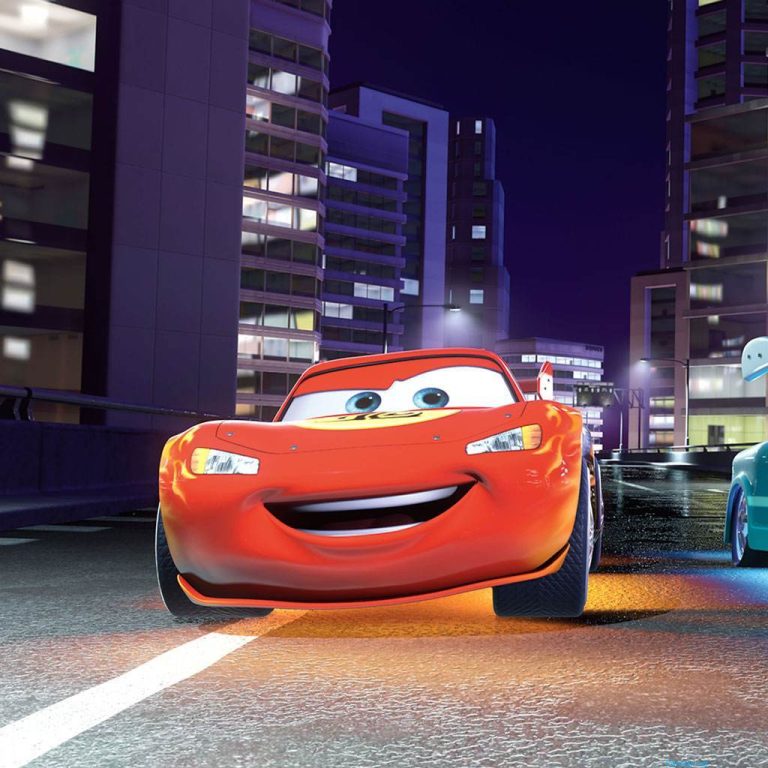 Compania Walt Disney da startul turneului national Cars 2