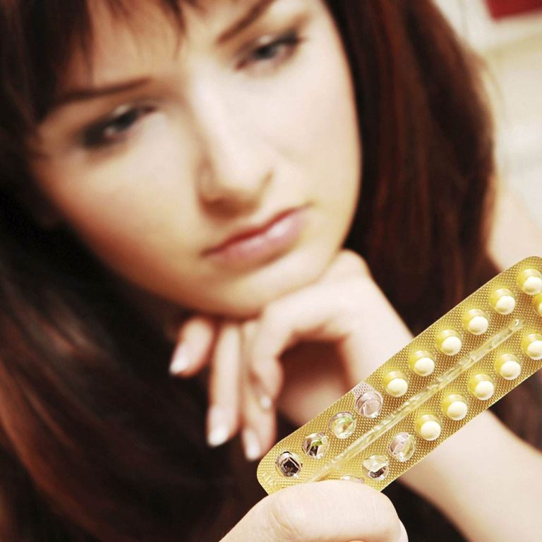 Nou: 4 Femina inlatura reactiile adverse ale contraceptivelor orale
