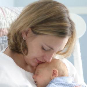 mama si nou-nascut (www.listability.com)