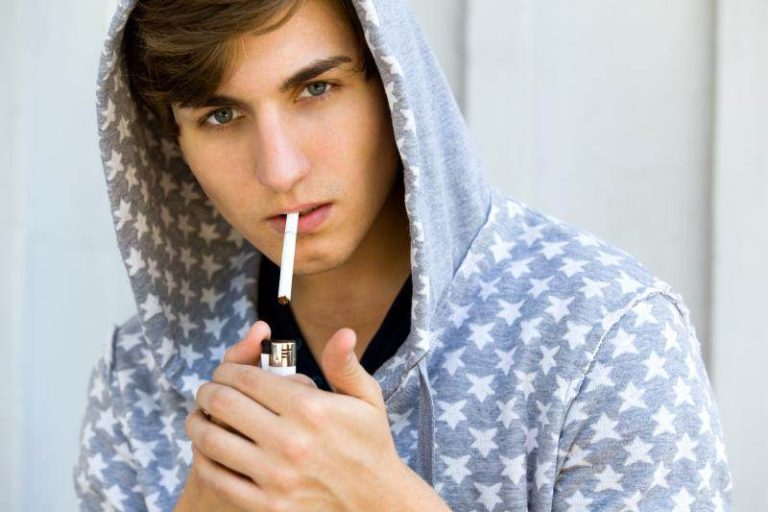 Semne ale consumului de droguri la adolescent