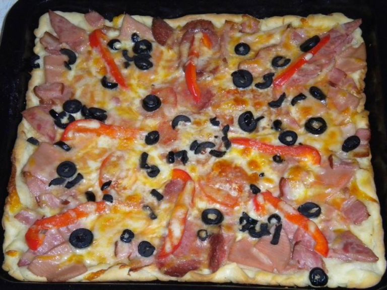 Pizza cu cartofi