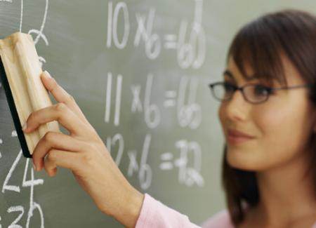 Cadrele didactice din Romania instruite sa predea european