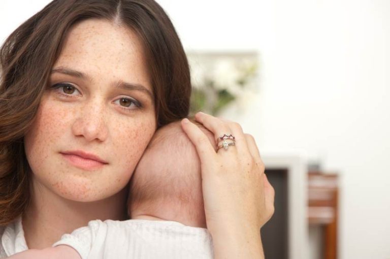 Cum recunosti depresia postpartum
