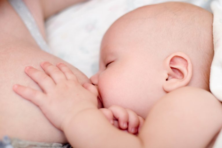 Cu ce te poti confrunta in alaptarea bebelusului?