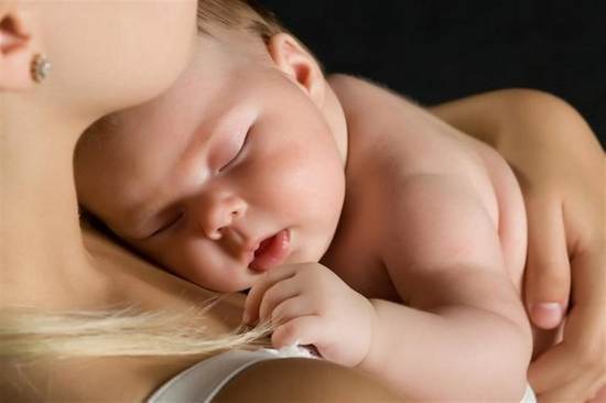 Probioticele inlatura stresul separarii de mama de dupa nastere