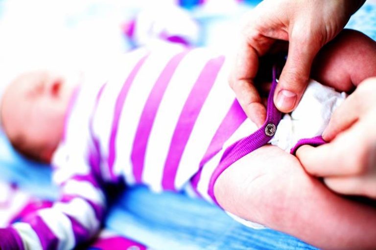 8 trucuri pentru a preveni iritatia de scutec