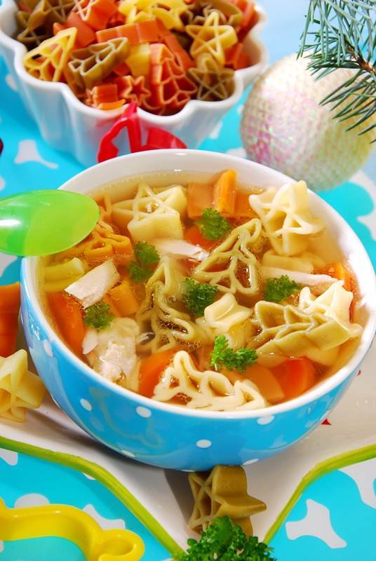 Supa de pui cu legume si paste