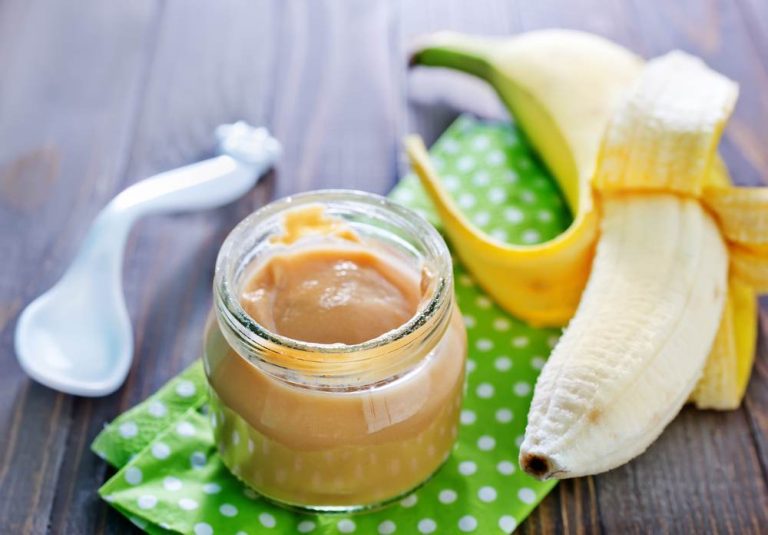 Piure de mei cu banane