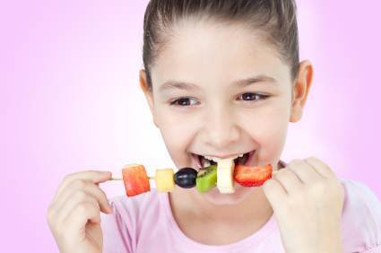 STUDIU: Nivelul de educatie al parintilor, in legatura cu incidenta excesului de greutate si obezitatii la copii