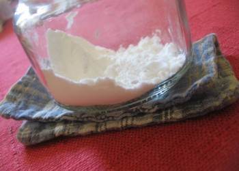 7 trucuri de frumusete cu bicarbonat de sodiu