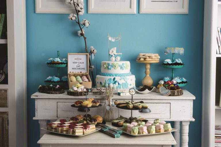 Torturi desprinse din povesti si candy baruri delicioase, create zilnic de cofetarii Ana Pan
