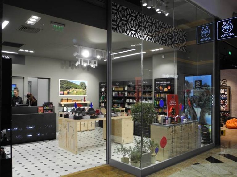 APIVITA prezinta: Cel mai nou ”stup al frumusetii”  dedicat abordarii holistice a ingrijirii si sanatatii