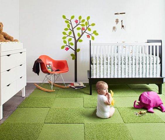 Culoarea anului 2017 în ambientul camerei copilului
