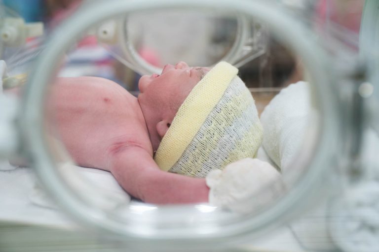 Sunt mama unui copil prematur