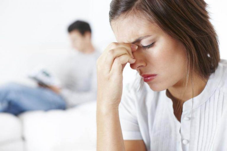 Riscuri care planează asupra feminității și a relației de cuplu. Cum ne reconectăm la feminitatea noastră?