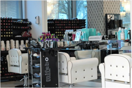 Care este cel mai bun salon pentru vopsit si decolorat din Bucuresti