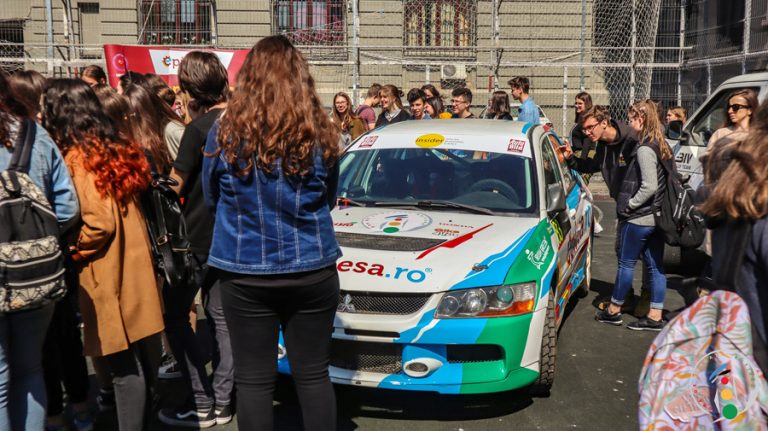 A început ediția a doua de “Ora de Educație Rutieră la Liceu” în 10 licee din București