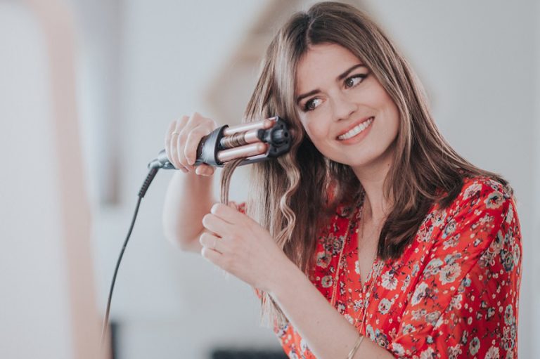 Alege Rowenta Waves Addict pentru un trendy summer look