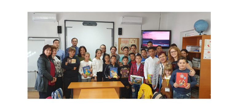 Bibliotecă donată pentru 1600 de copii din Slobozia Bradului