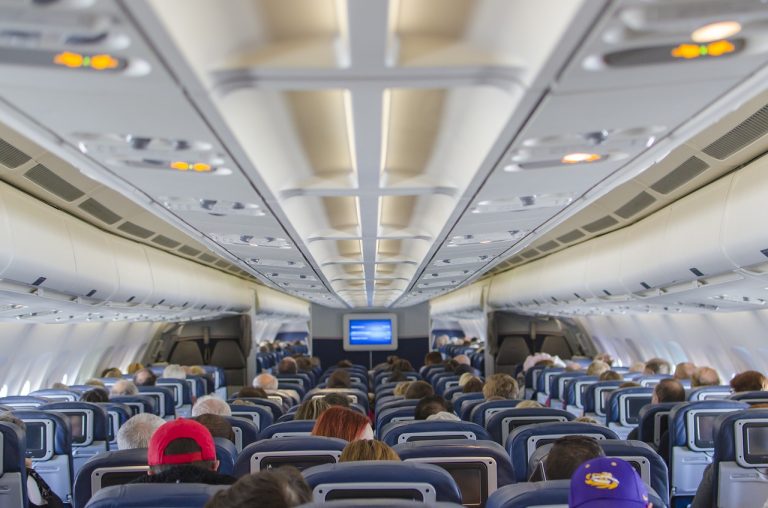 Blue Air anunță noi zboruri în iunie. Sunt vizate 21 de destinații și 11 țări