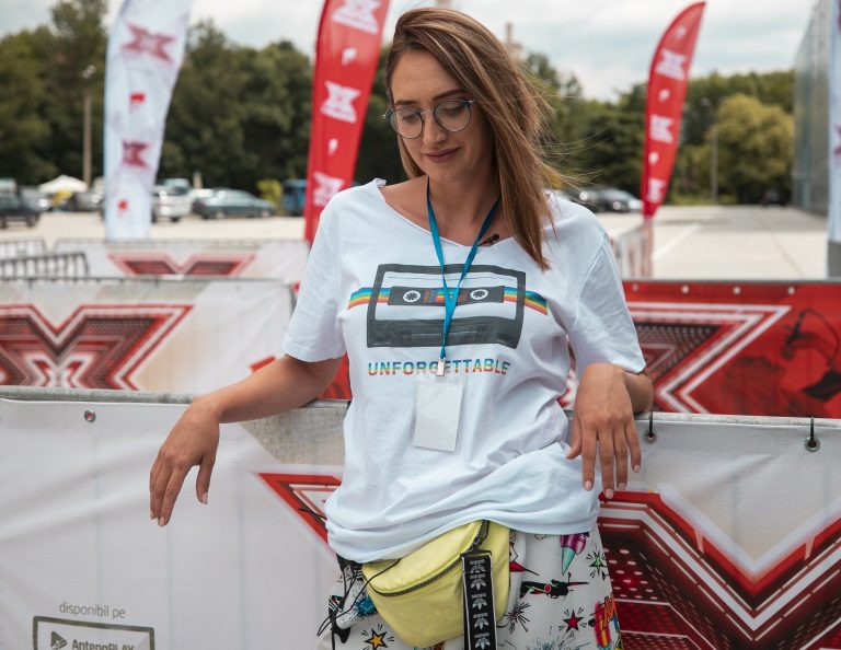 Actrița Ilona Brezoianu, în culisele X Factor