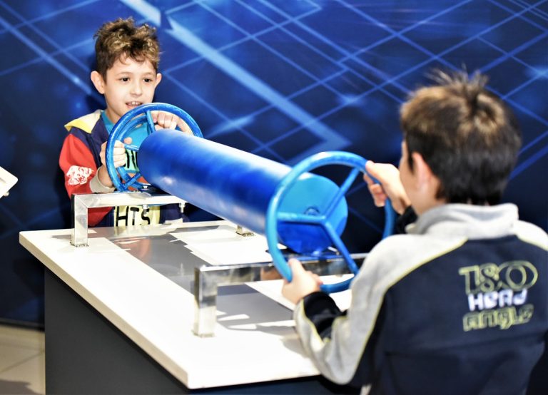 Se redeschide expoziția ”Interactive Science”