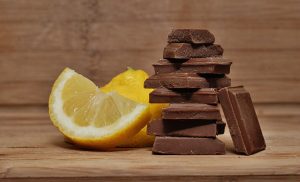 Nutriționistul Mihaela Bilic: Ciocolata şi banana, de ajutor în cura de slăbire