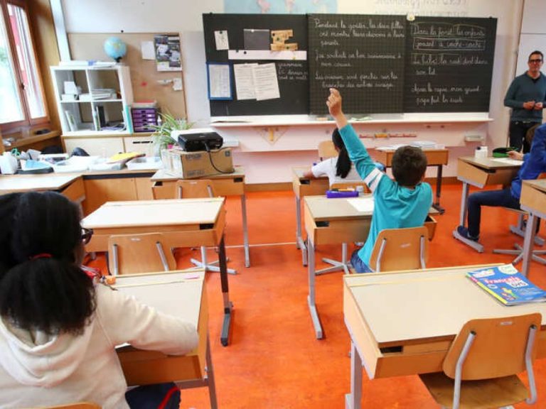 Copiii supradotaţi: educația copiilor capabili de performanțe superioare