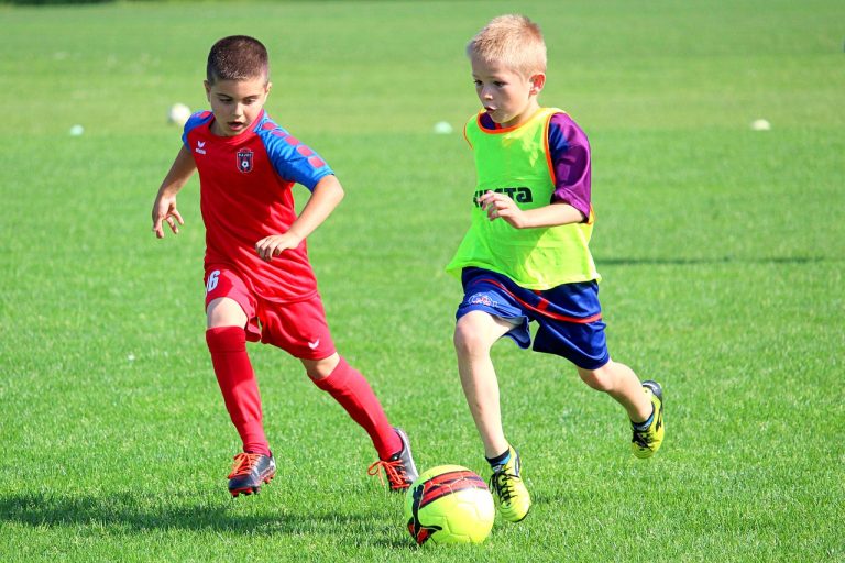 Pandemia de coronavirus: mai multe ore de sport pentru elevi