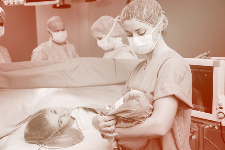 Semnele unei infectii dupa o nastere prin cezariana