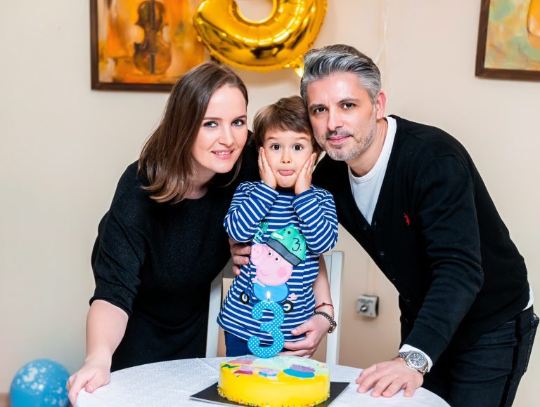 Dublă aniversare în familia prezentatoarei TV Ioana Maria Moldovan