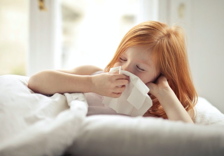 Vaccinul împotriva poliomielitei oferit de urgență copiilor londonezi după ce virusul a fost găsit în canalizare