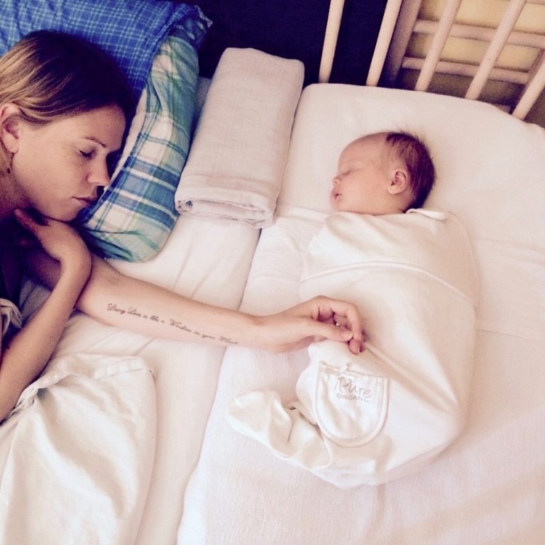 Lenjerii de pat care încurajează un somn liniștit și odihnitor pentru copii și părinți