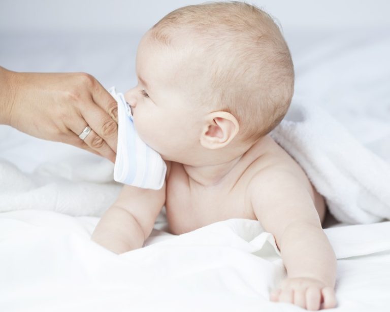 5 lucruri indispensabile când bebe e răcit