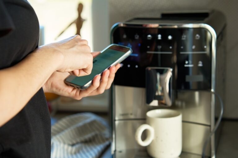 Electrocasnice smart de buget: la ce te poți aștepta de la iHunt